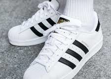 kak-pravilno-vybrat-krossovki-adidas-superstar